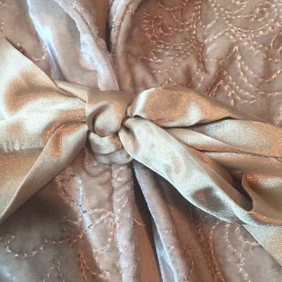 Totally old school old navy velvet like jacket xs - Picture 2 of 4